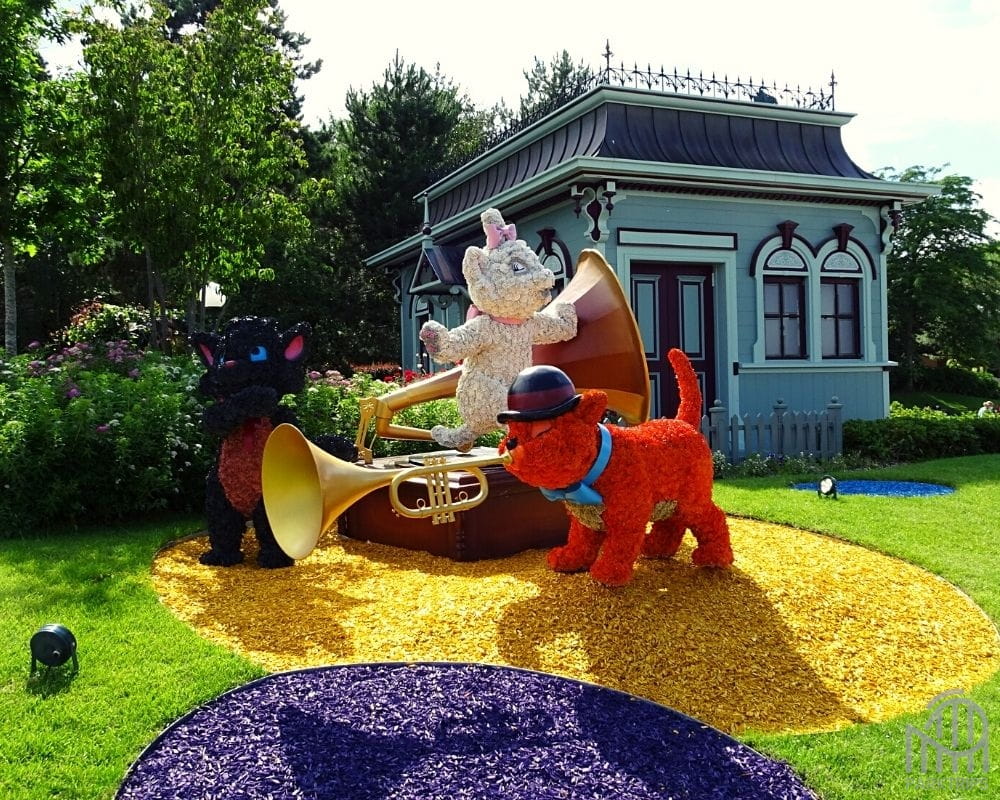 topiaires aristochats disneyland paris