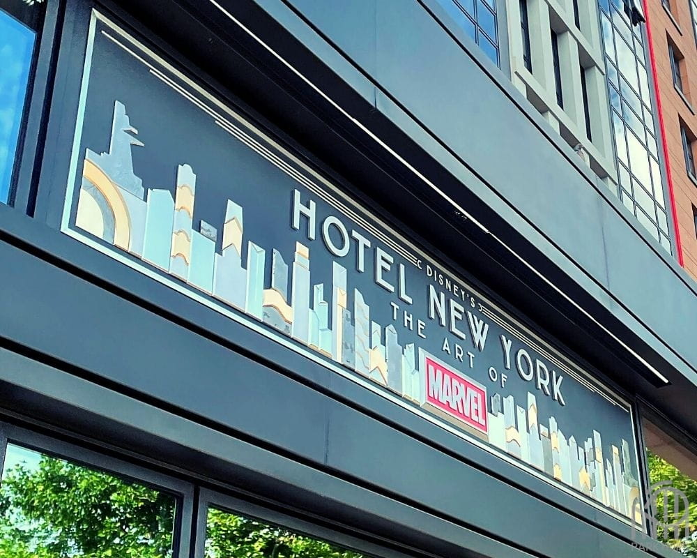 enseigne hotel new york the art of marvel