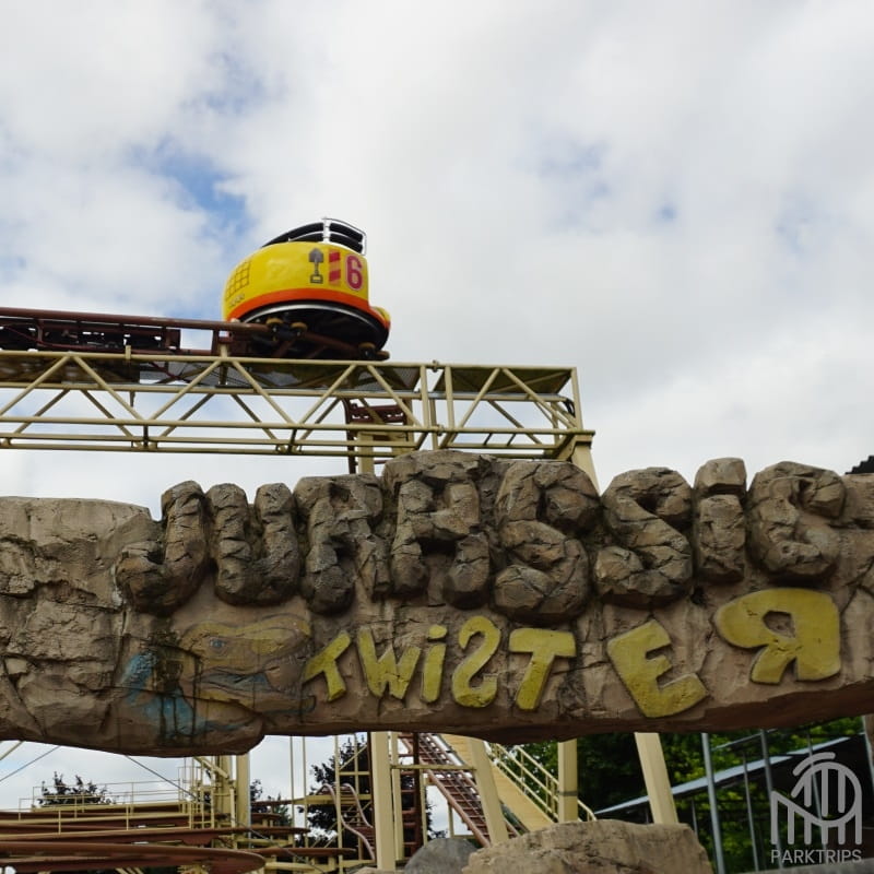 La Wild Mouse Jurassic Twister au Parc du Bocasse