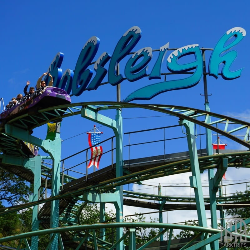 Le Bobsleigh de Nigloland est maintenant au Parc de la Vallée