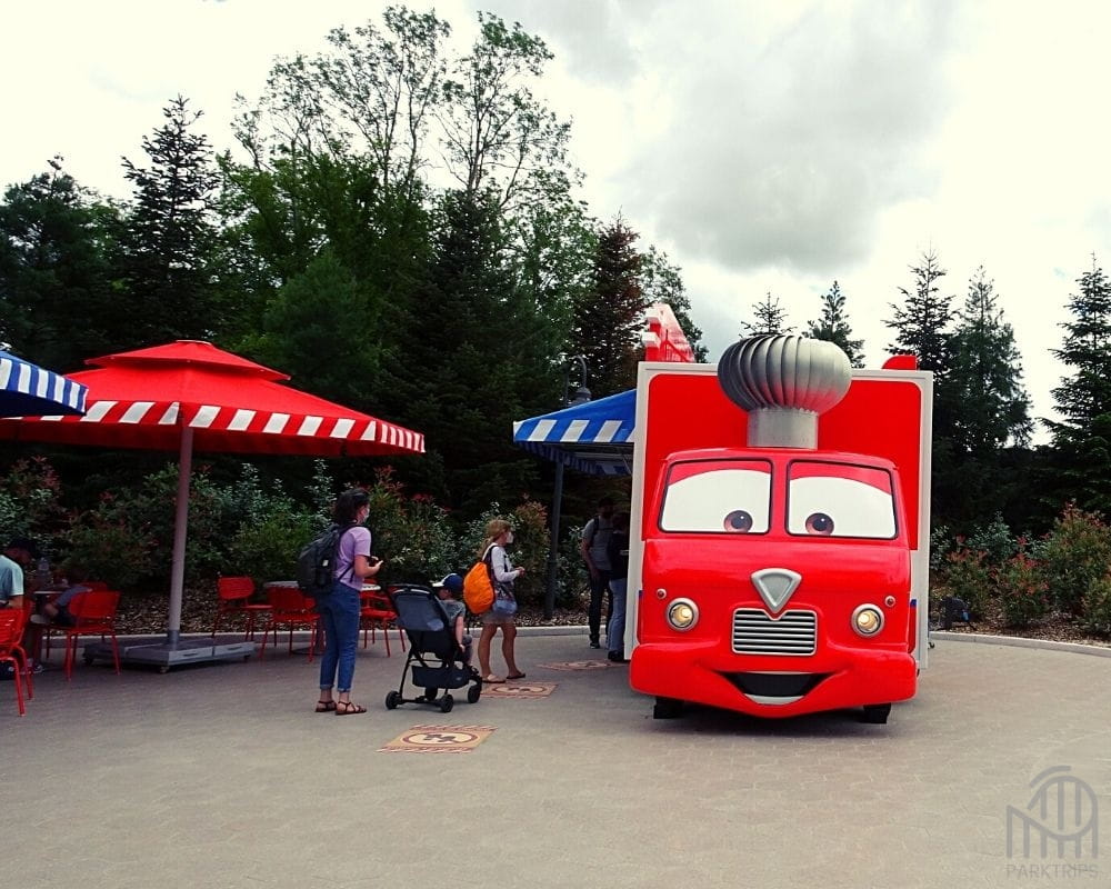 walt disney studios food truck laugh n go