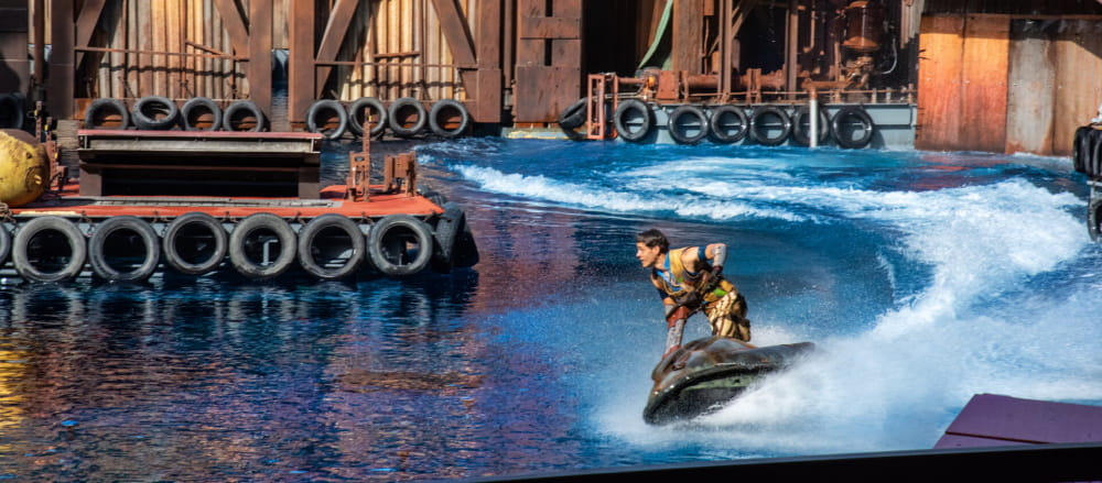 waterworld universal studios beijing